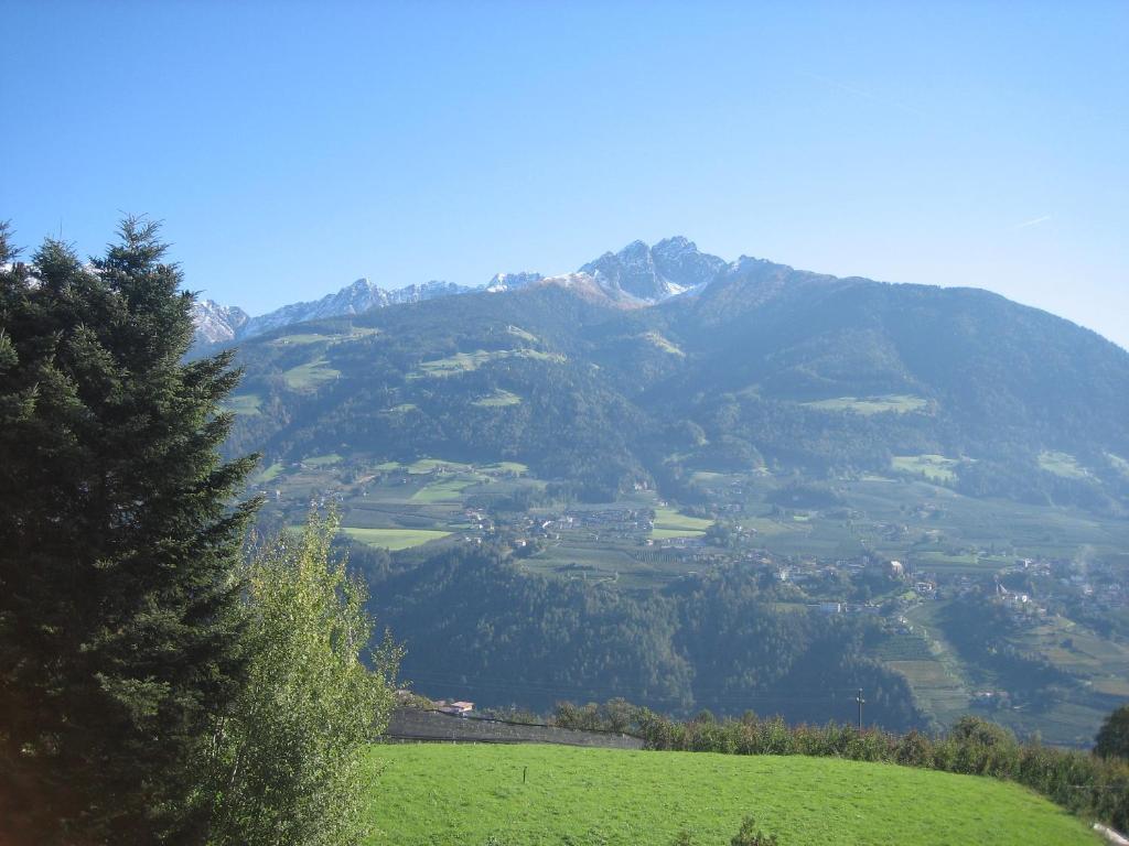 Hotel Haselried Tirolo Exterior photo